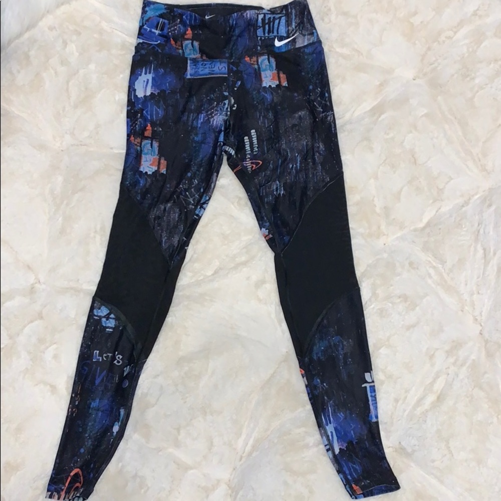 NWT NIKE DRI FIT LEGGINGS